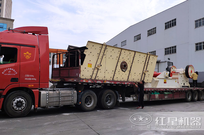 设备装车发往客户现场 设备装车发往客户现场