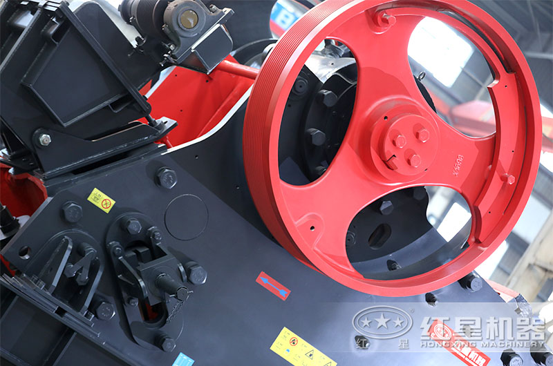 石头子粉碎机细节图二 石头子粉碎机细节图二