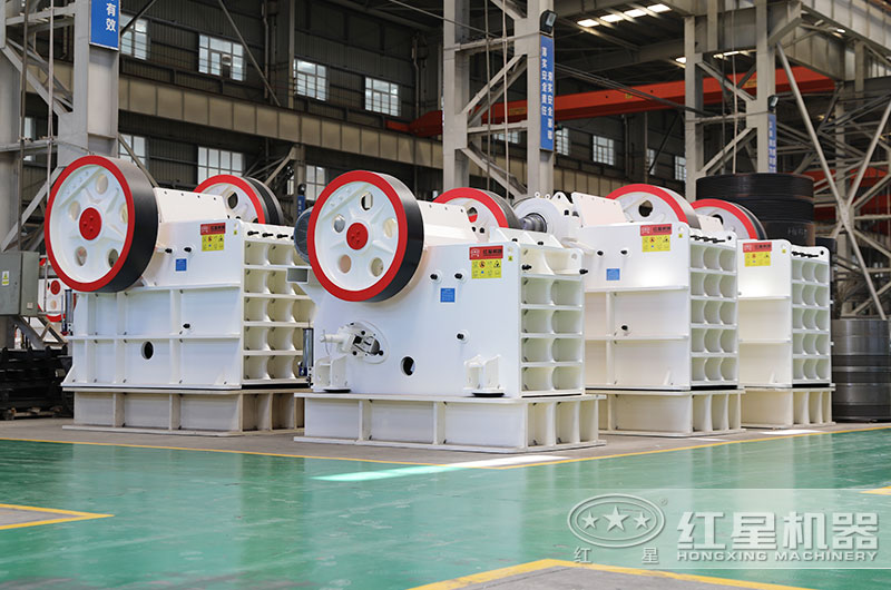 颚式萤石破碎机图片 颚式萤石破碎机图片